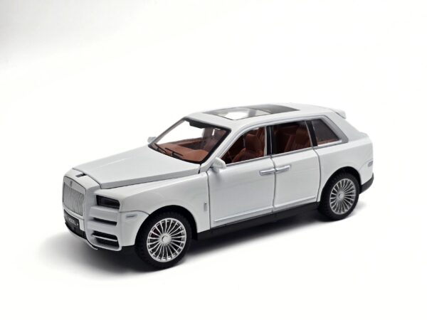 Rolls Royce Cullinan 1:24 Die-Cast Remote Control- White