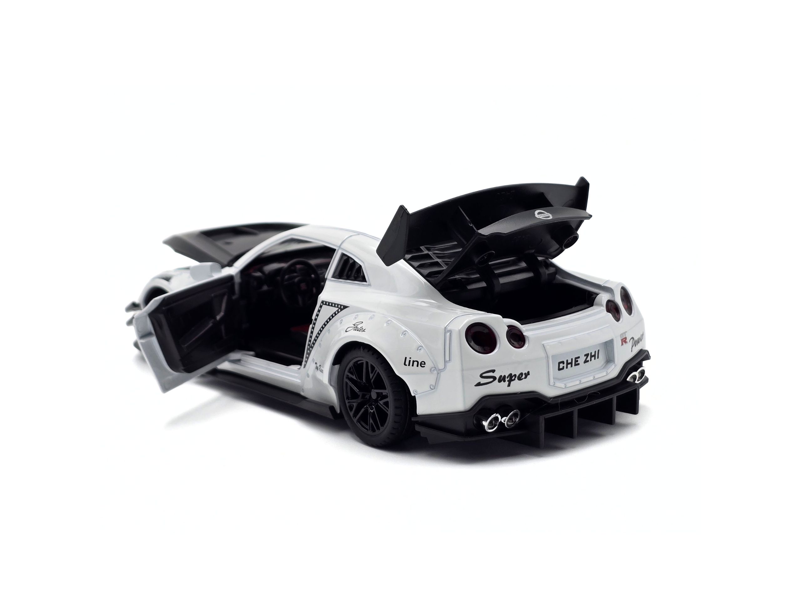 Nissan GTR 1:24 Die-Cast Collectible Model - White - Image 4