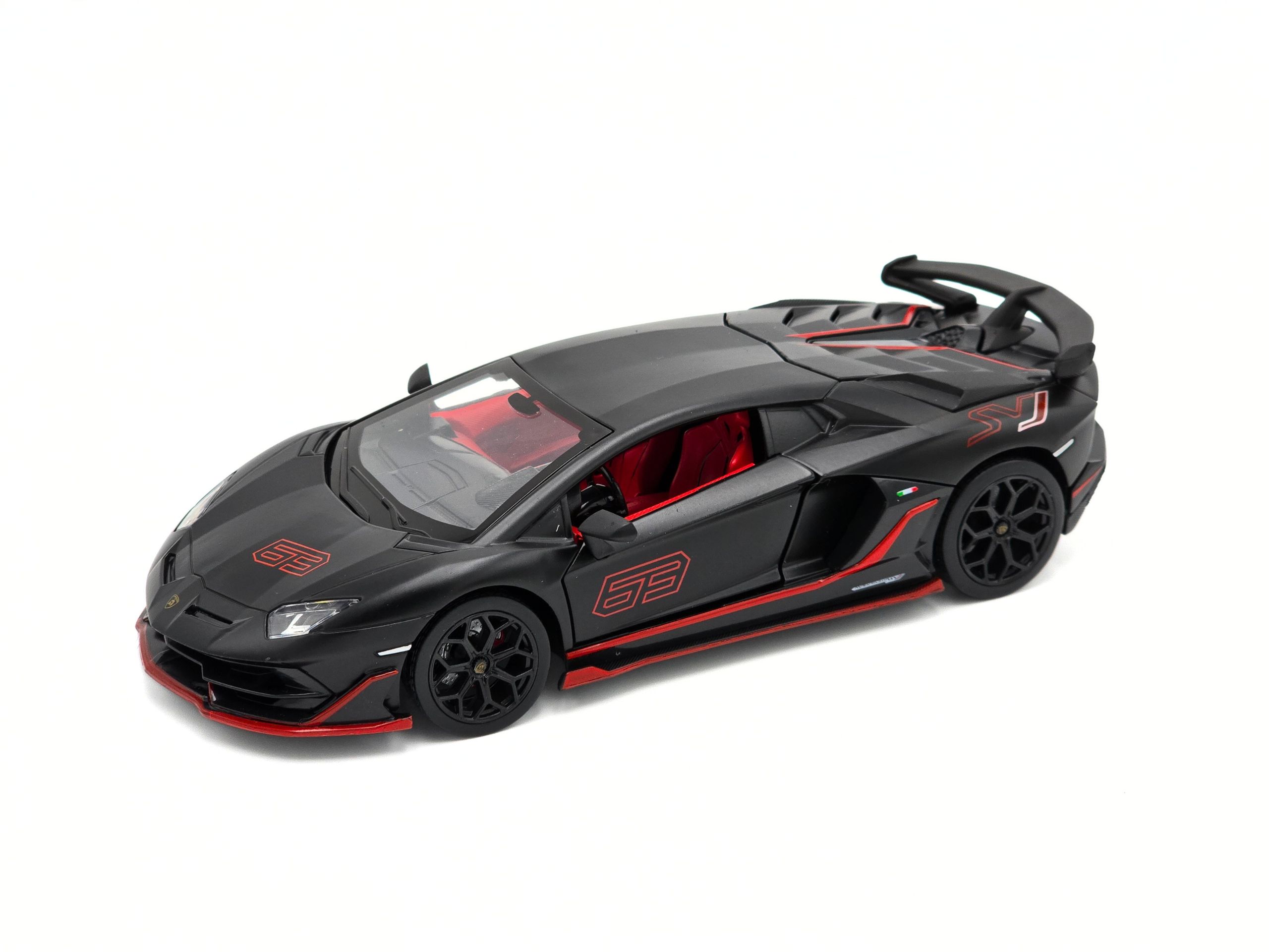 Lamborghini Aventador SVJ 63 Black 1:24 Die-Cast - CCA Model