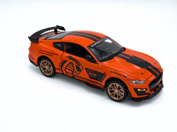 Ford Mustang 1:24 Die-Cast – Orange