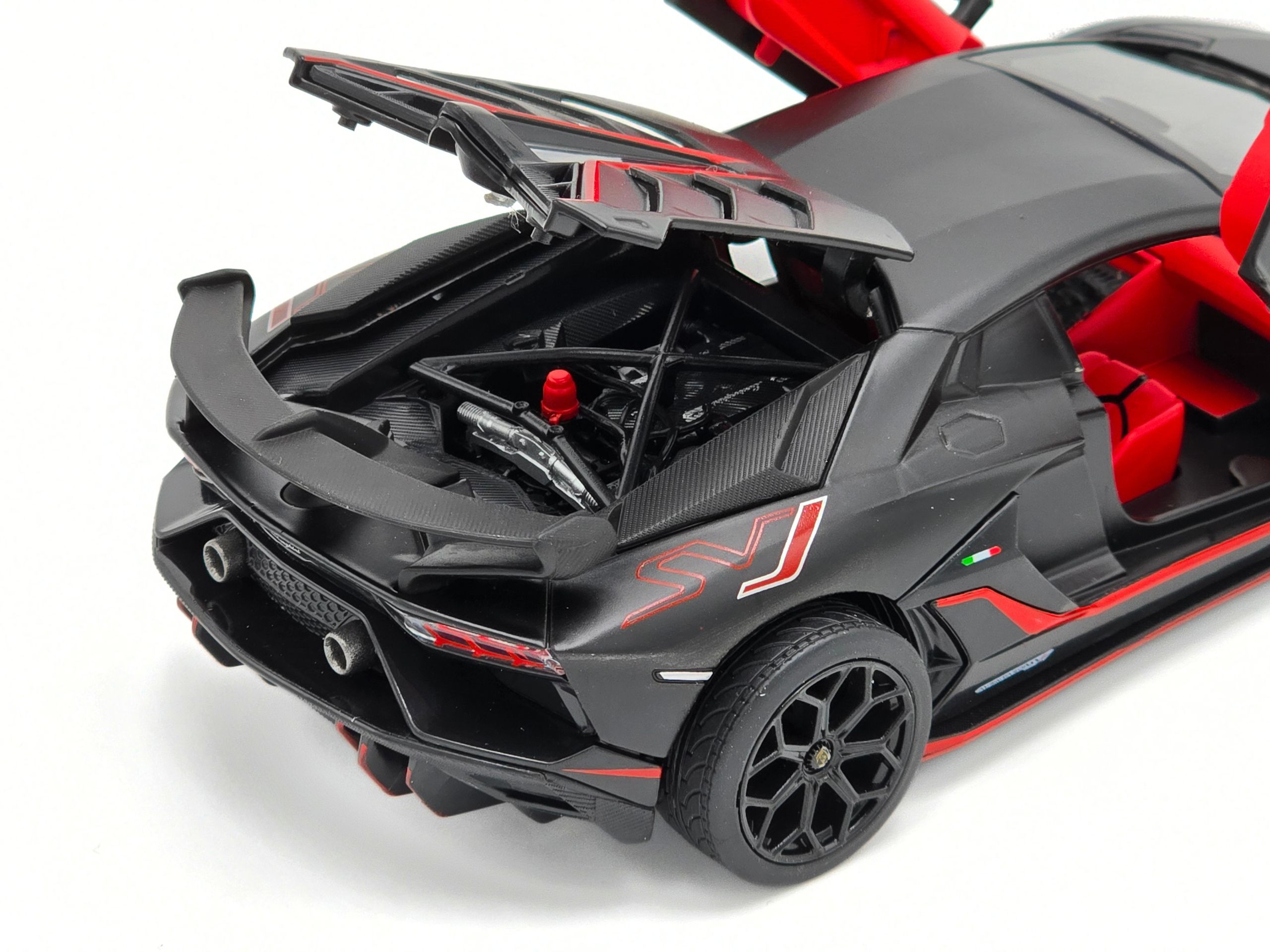 Lamborghini Aventador SVJ 63 Black 1:24 Die-Cast - CCA Model - Image 3