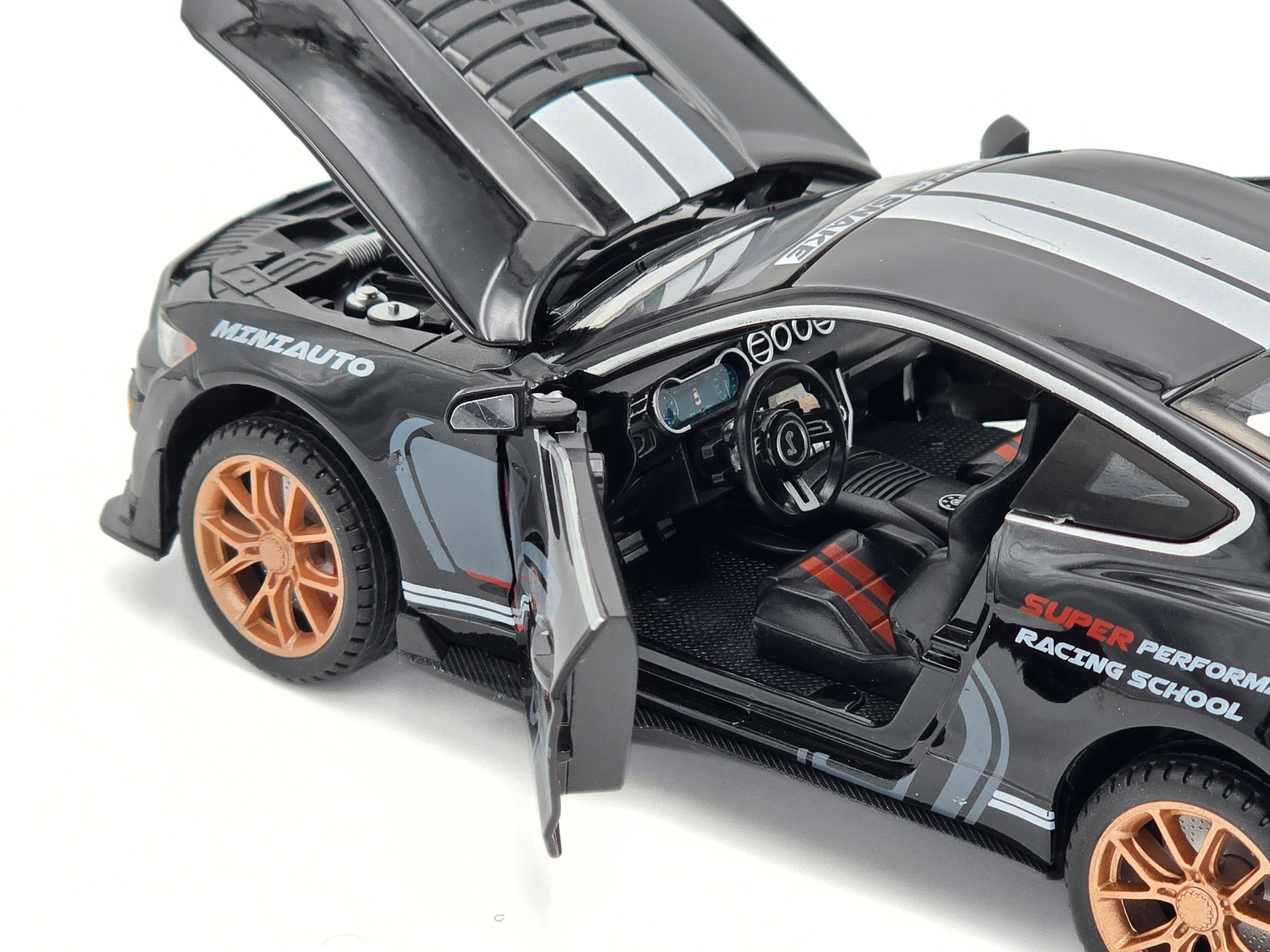 Ford Mustang 1:24 Die-Cast - Black - Image 5