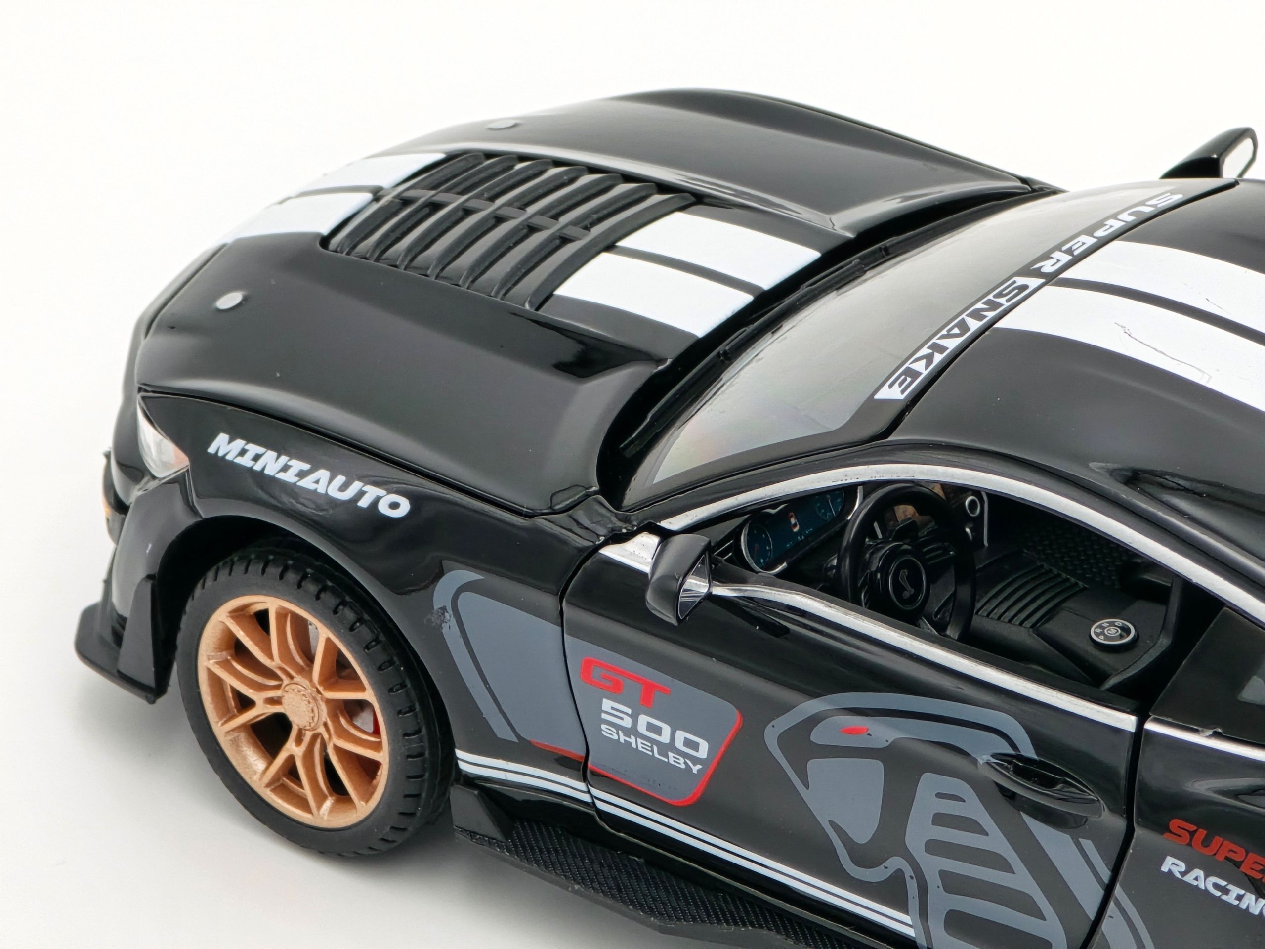 Ford Mustang 1:24 Die-Cast - Black - Image 7